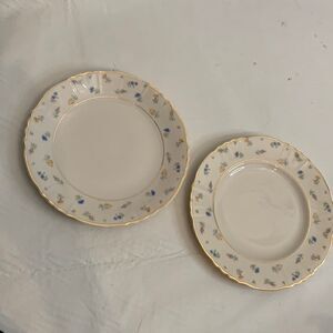 Federal Shape China Syracuse Made In America Floral Gold 7 Inches Round Set Of 2